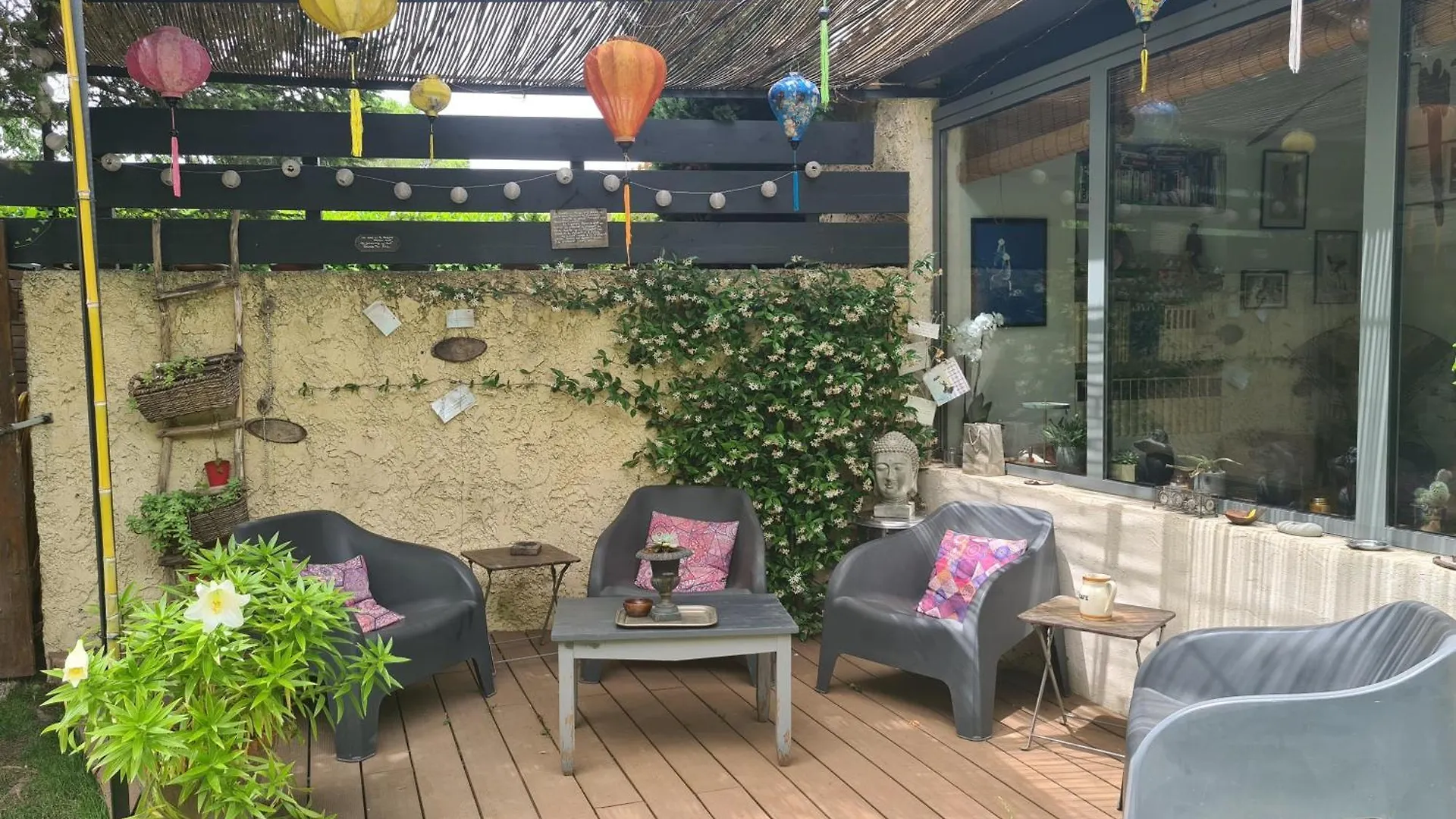 Le Mazet Des Beaujots Hotel Monteux France