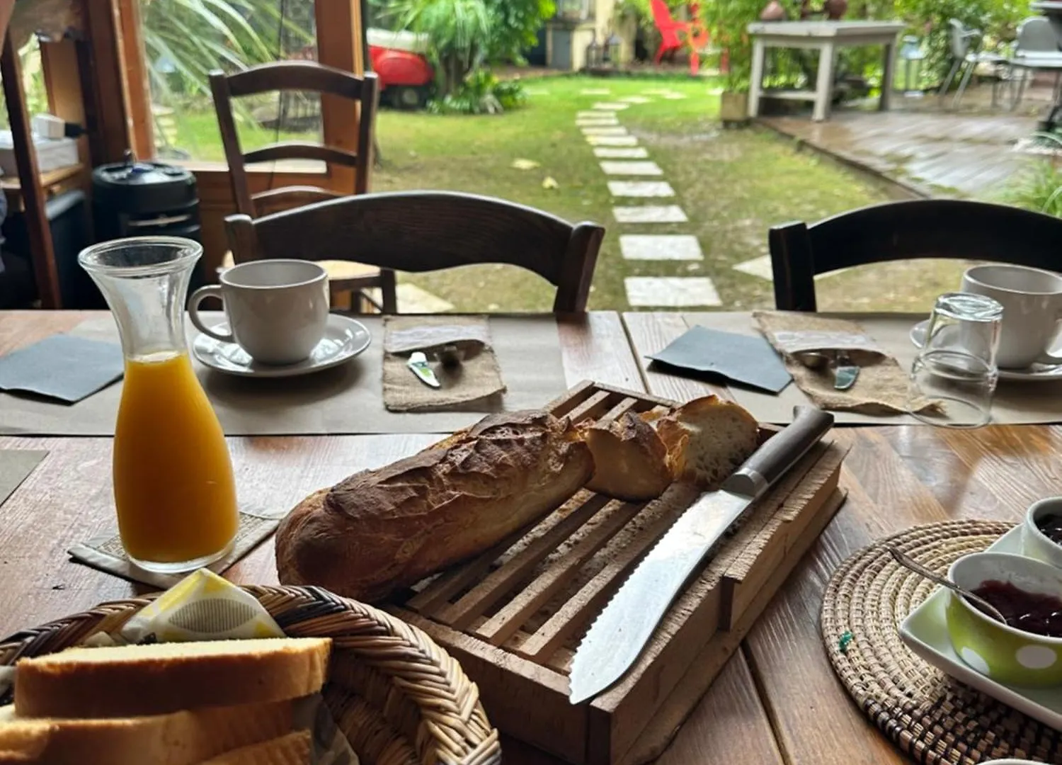 Le Mazet Des Beaujots Hotel Monteux Guest house